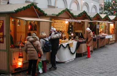 Verkaufshütten Weihnachtsmarkt