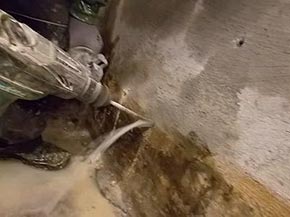 Kellerabdichtung - Kellerwand von innen abdichten mit Spezialabdichtung